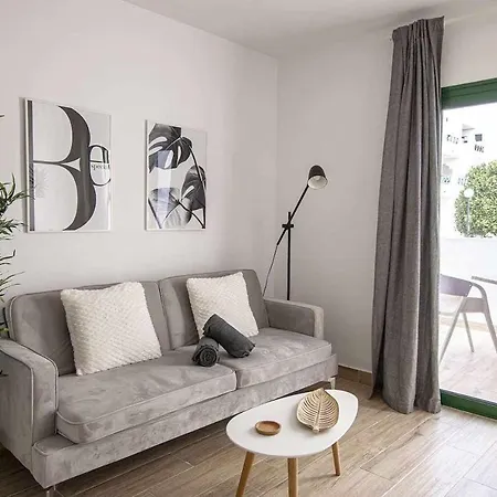 Appartement Holyhome Grey 104 *