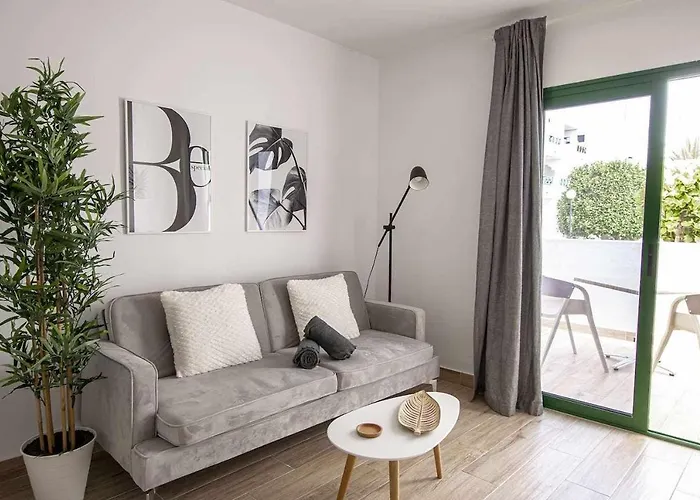 Appartement Holyhome Grey 104 *